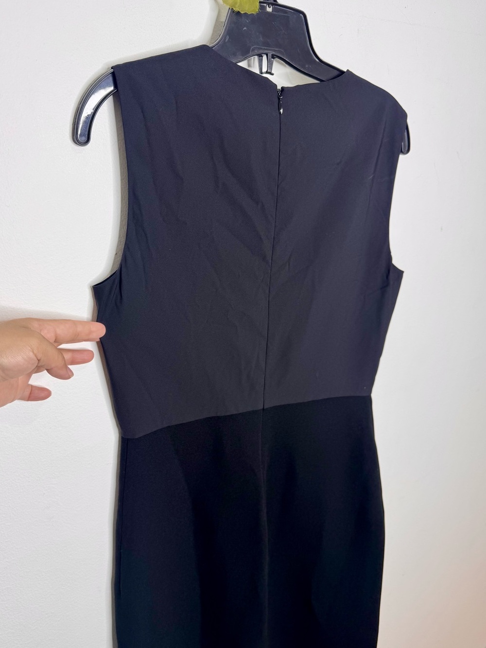 Diane von Furstenberg ‘Asabi’ Stretch Poplin & Crepe Dress - Picture 7 of 12
